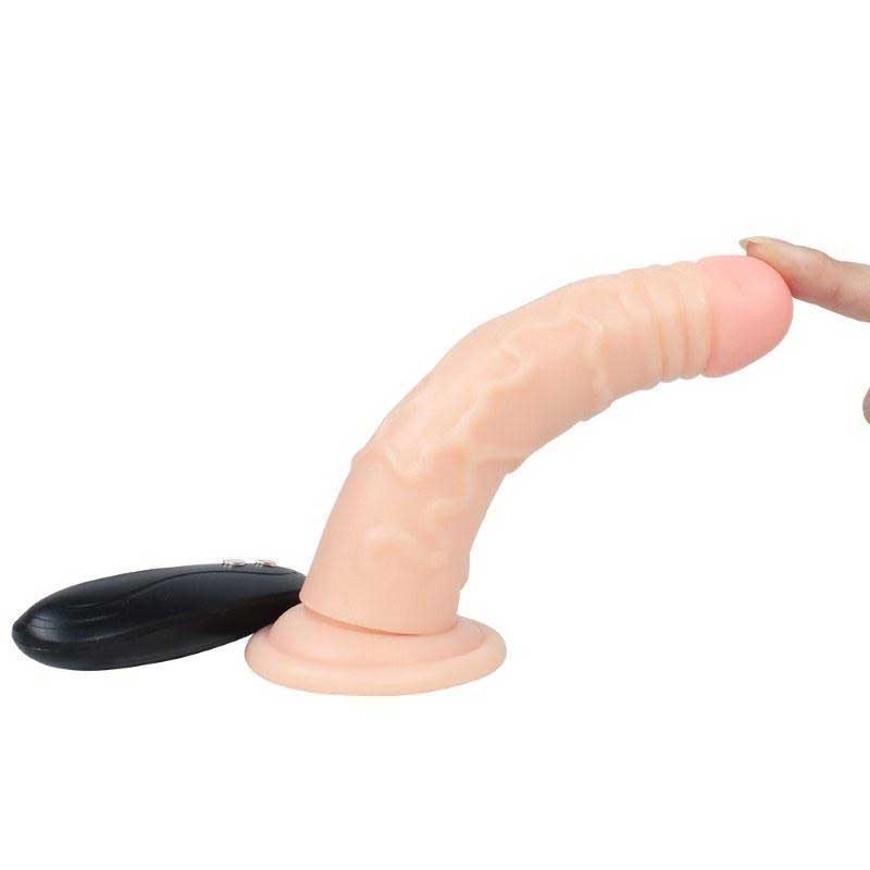 Kumandali Tiresimli Vantuzlu 16,5 cm Realistik Yapay Penis L-U6086